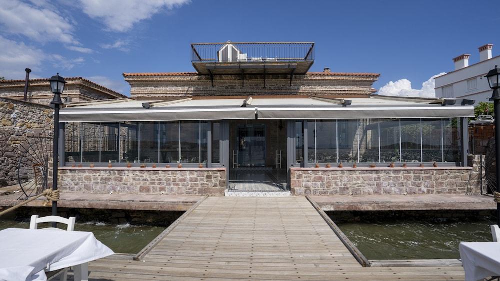 Villa Pietra Butik Otel Ayvalı Exterior foto